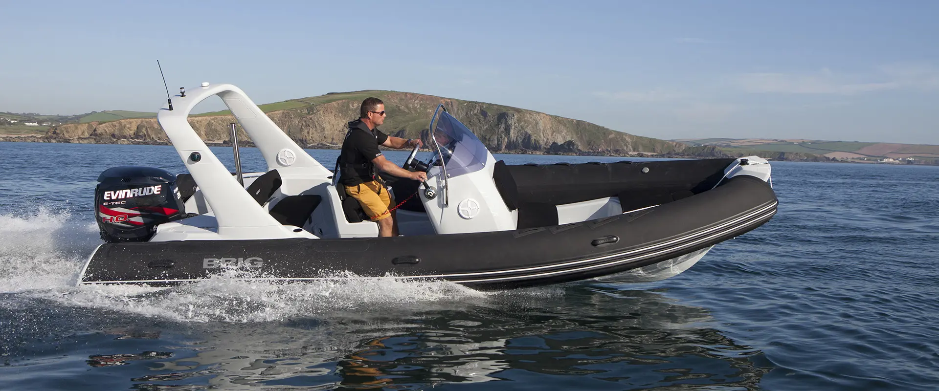 Brig Eagle 650 for private boat rental in Zadar