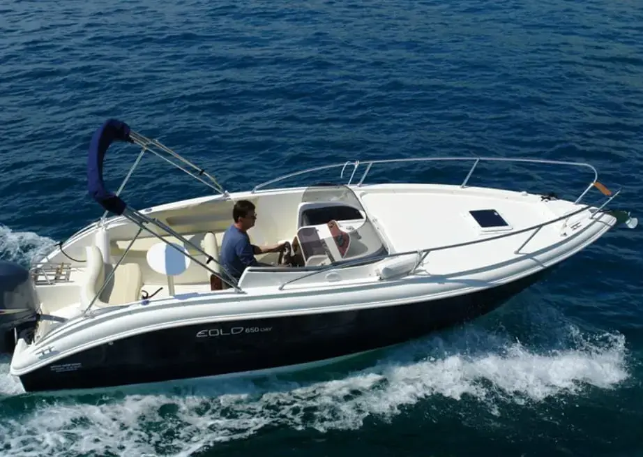 Eolo 650 Day for private boat rental in Zadar